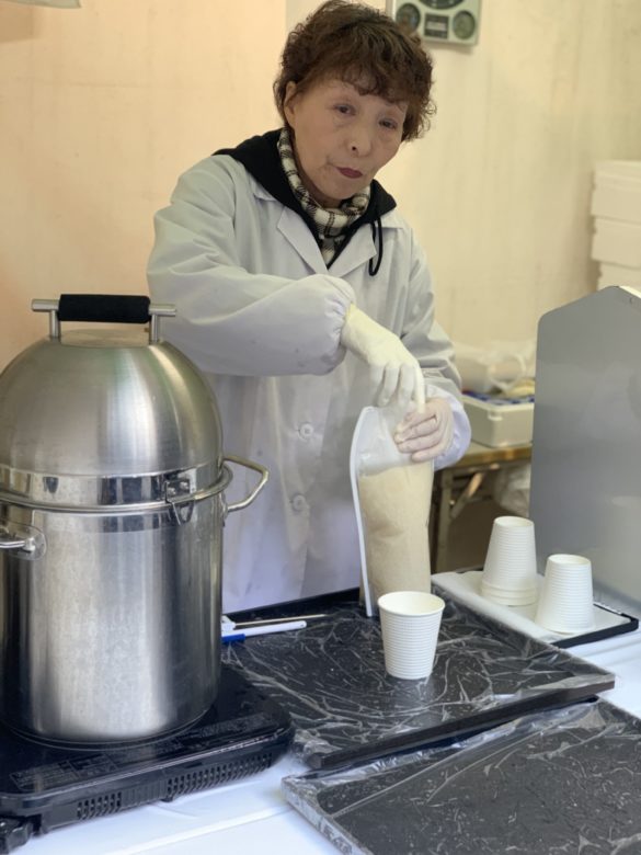 amazake w japonii jest bardzo popularne i powstaje ze sfermentowanego ryżu